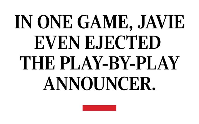 En un juego, Java incluso expulsó al locutor de jugada por jugada.