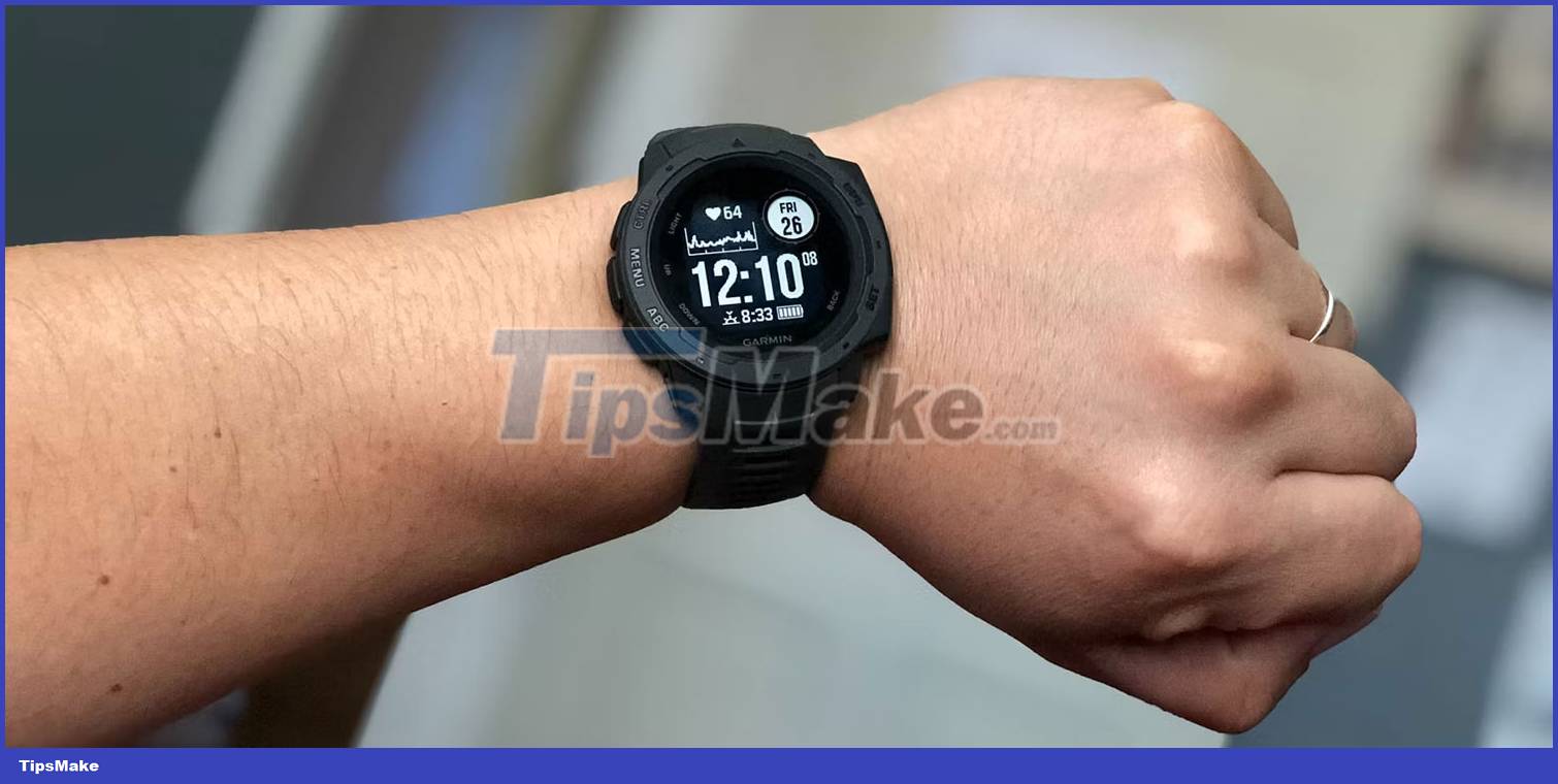 Which smartwatches and fitness trackers have fall detection? Picture 3